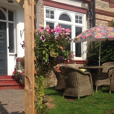 Glenfield House 4*