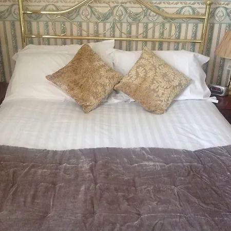 Glenfield House