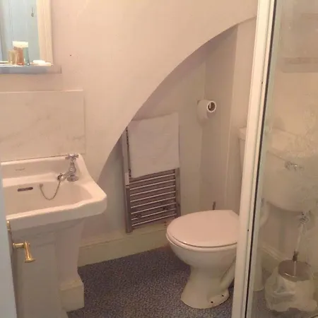 Glenfield House 4* 怀特黑