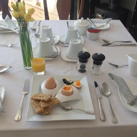 Guest house Glenfield House 4*
