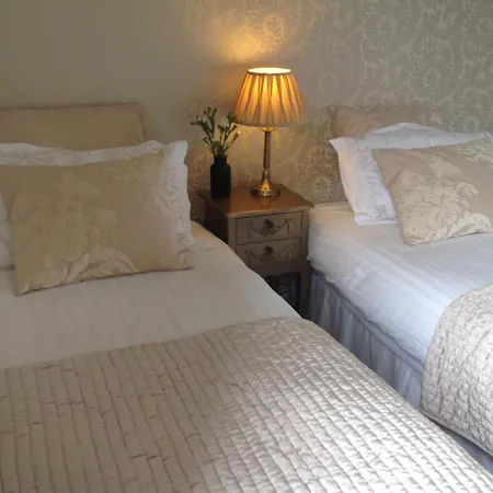 Guest house Glenfield House